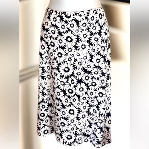 🖤I.N.C🖤FLORAL STRETCHY A-LINE KNEE LENGTH SKIRT NWOT✔️